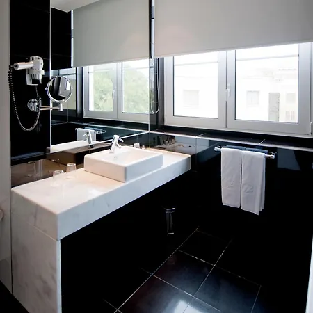 Hotel Sana Silver Coast